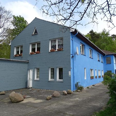Gasthof Blaues Haus Hotell Bastorf Eksteriør bilde