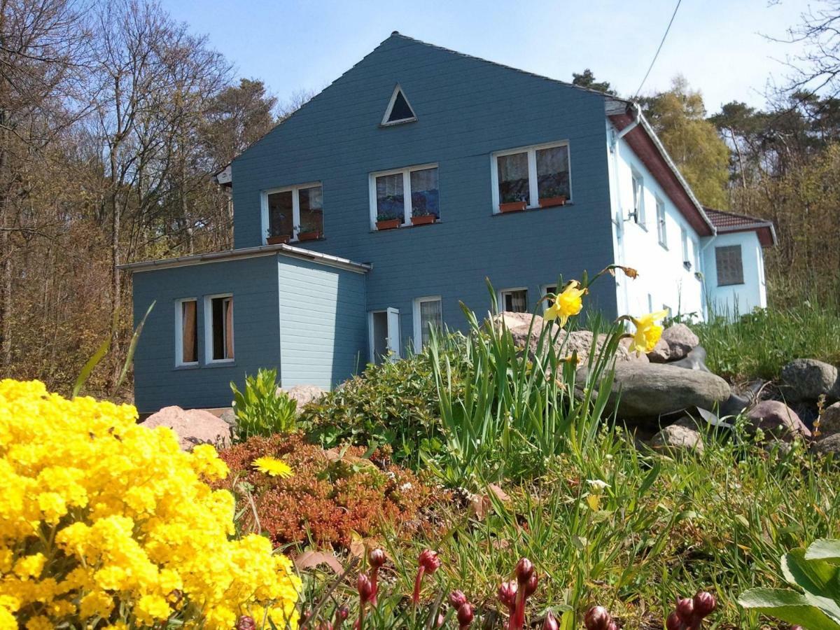 Gasthof Blaues Haus Hotell Bastorf Eksteriør bilde
